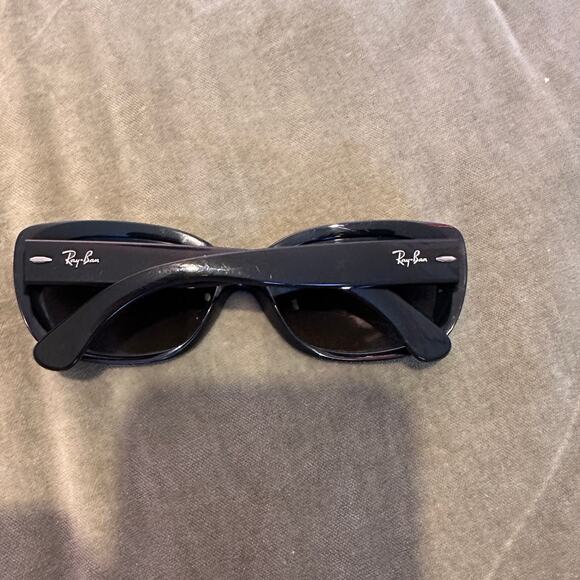 Ray-Ban Jackie Ohh Polarized Black Sunglasses - Picture 9 of 9